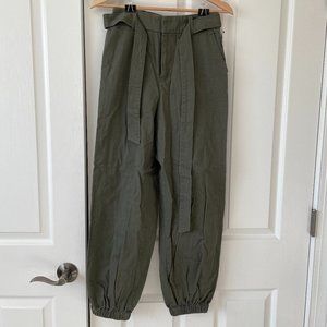 Forever 21 Olive Green Cargo Pants Size S